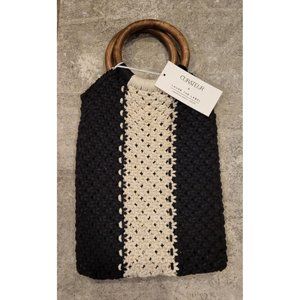 New Laude The Label Gabby Macrame Purse Black Ecru Wood Handles Boho 13.5x7.5